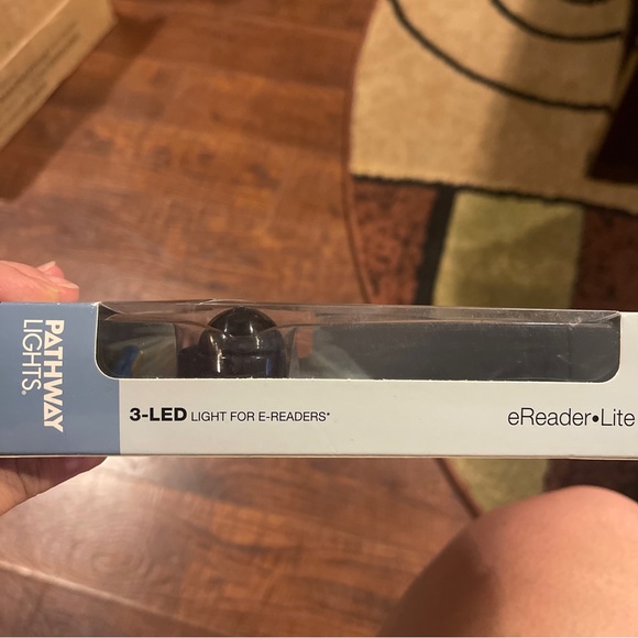 eReader Lite 3-LED LIGHT FOR E-READERS - Picture 5 of 7